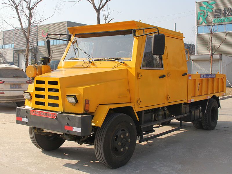 CSQ-5T礦用雙排運(yùn)輸車